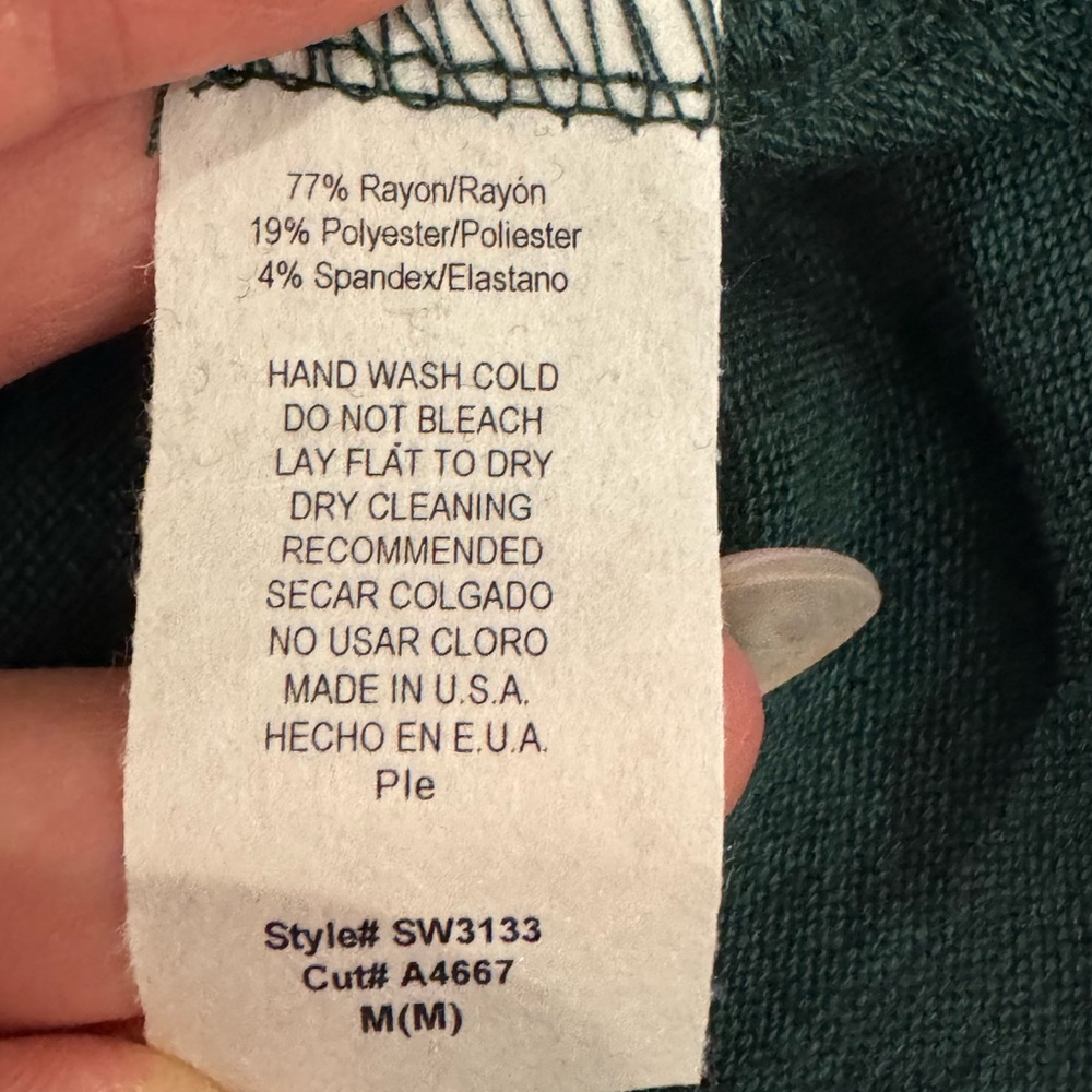 Green Dolman Sleeve Top, Boatneck, Size Medium, - Picture 9 of 9